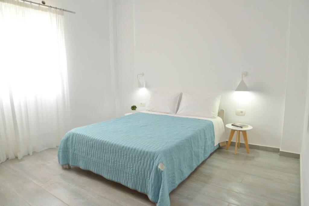 Alisahni Apartment Adamantas  ภายนอก รูปภาพ
