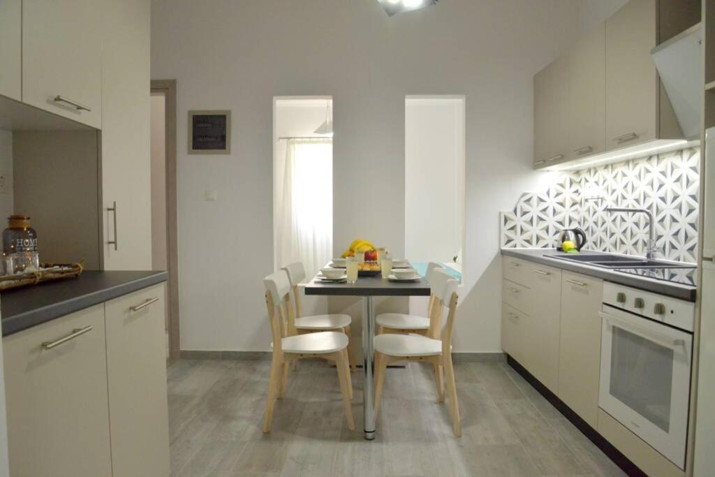 Alisahni Apartment Adamantas  ภายนอก รูปภาพ